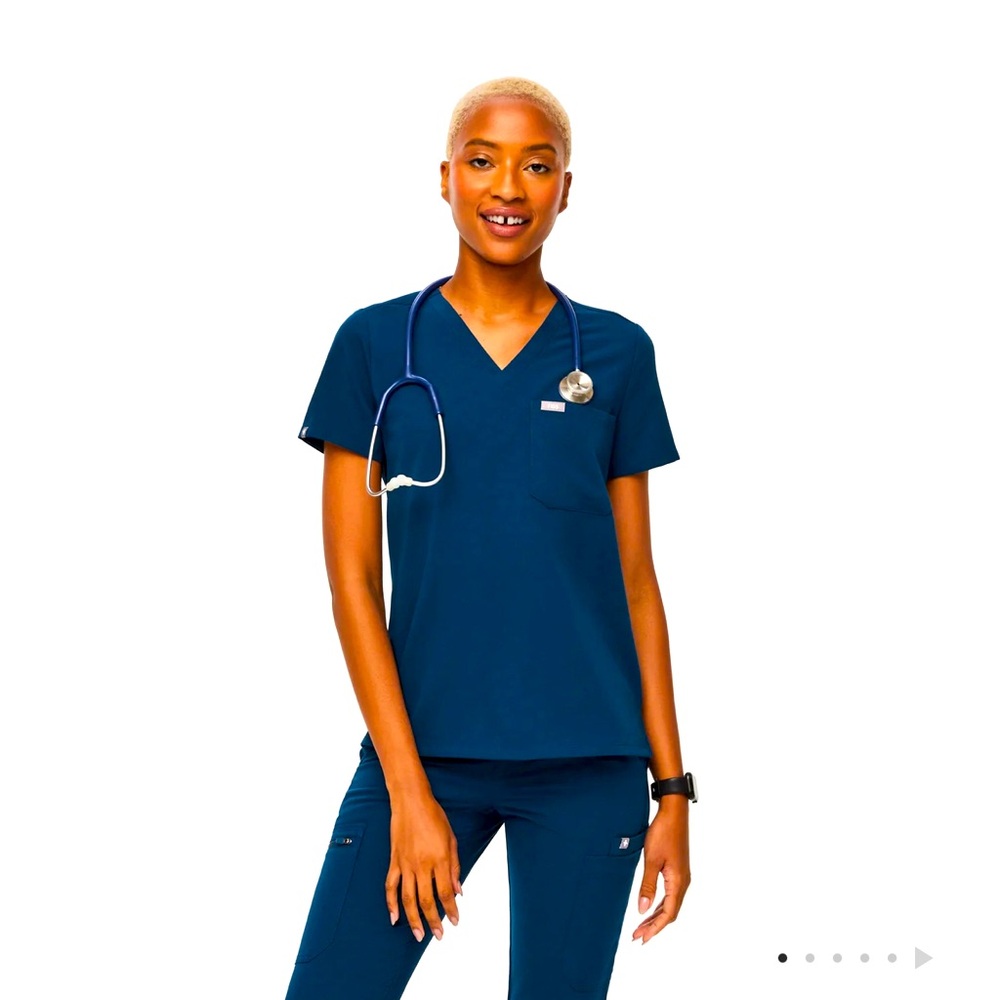 FIGS Catarina (Deep Reef) one pocket Scrub top| technical collection- Large